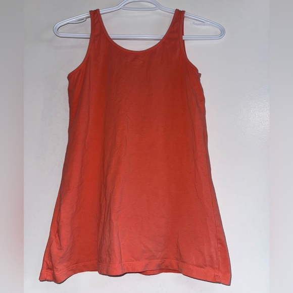 Old navy tank top-first layer (size xs) - Picture 2 of 3